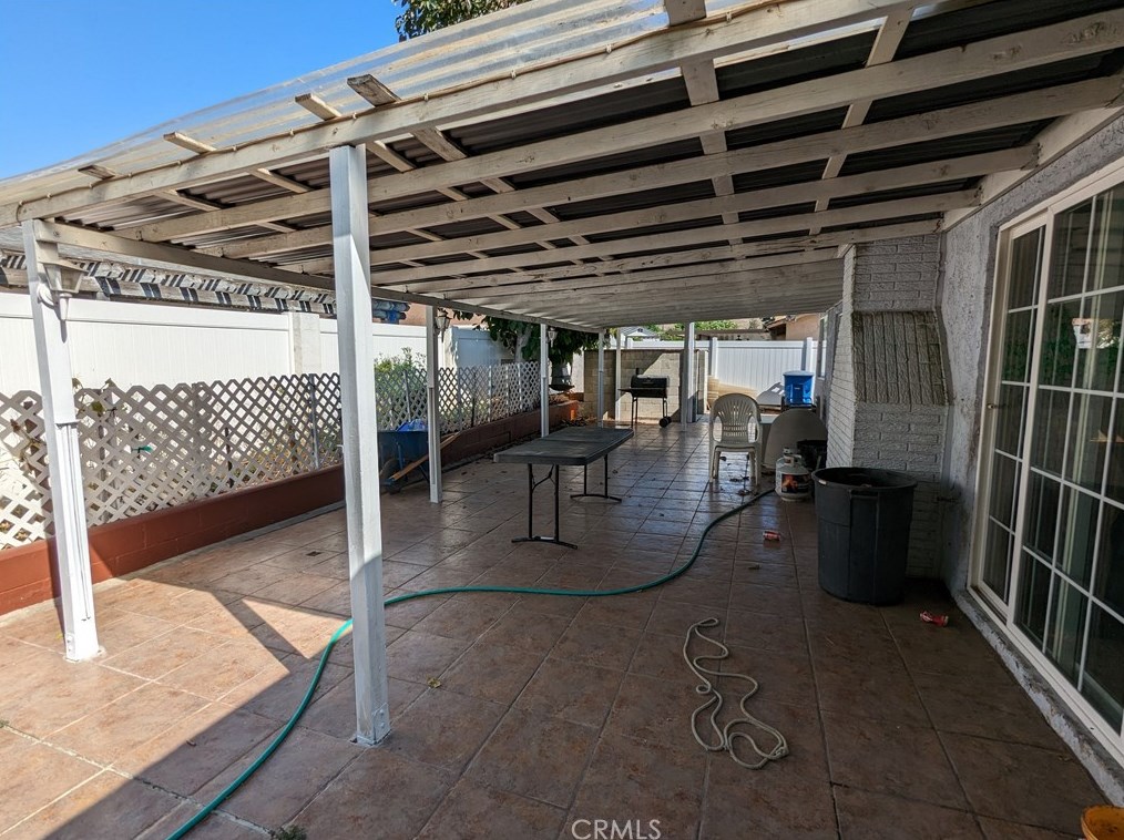 3597 Philadelphia Ct, Riverside CA exterior