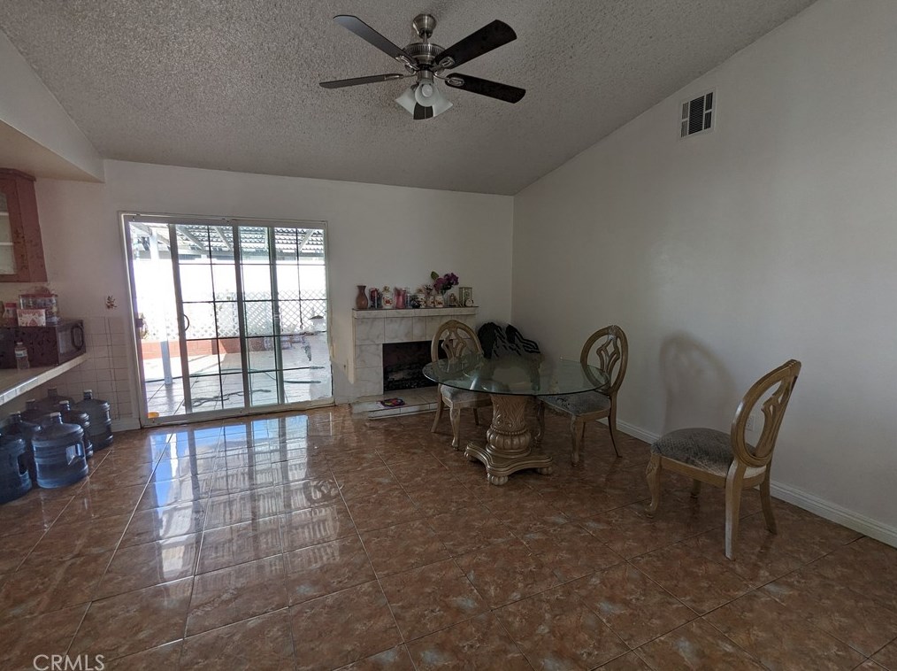 3597 Philadelphia Ct, Riverside CA exterior