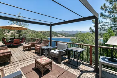 537 Canyon View Road, Lake Arrowhead, CA 92321 - Photo 15