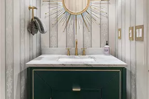 26125 Augusta Dr, Lake Arrowhead, CA 92352 - Photo 11