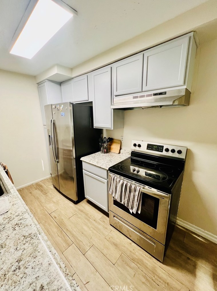 803 Lugonia Ave, Redlands CA  92374-2593 exterior