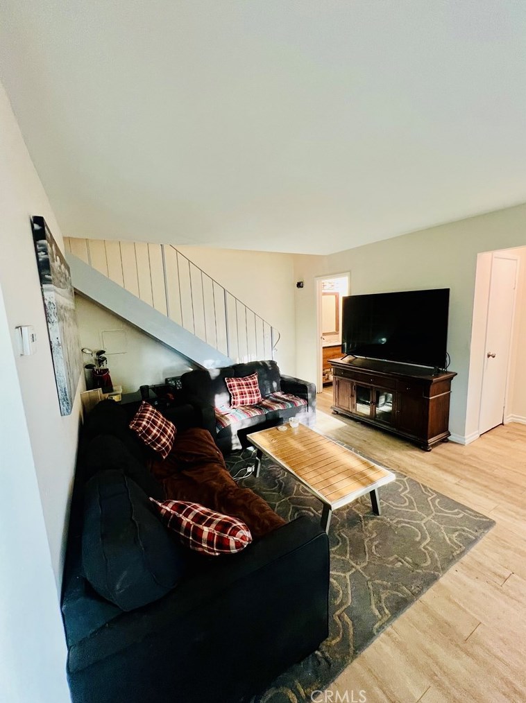 803 Lugonia Ave, Redlands CA  92374-2593 exterior