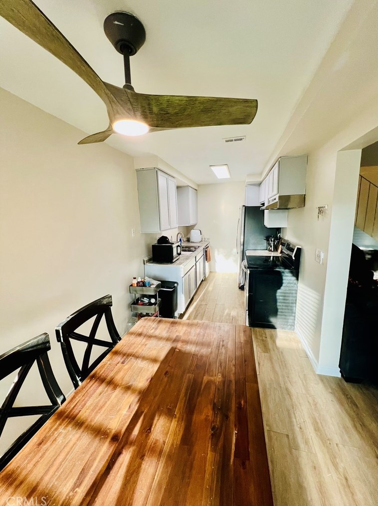 803 Lugonia Ave, Redlands CA  92374-2593 exterior