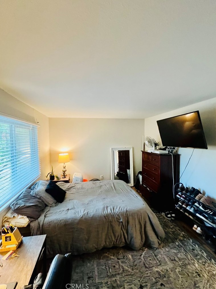 803 Lugonia Ave, Redlands CA  92374-2593 exterior