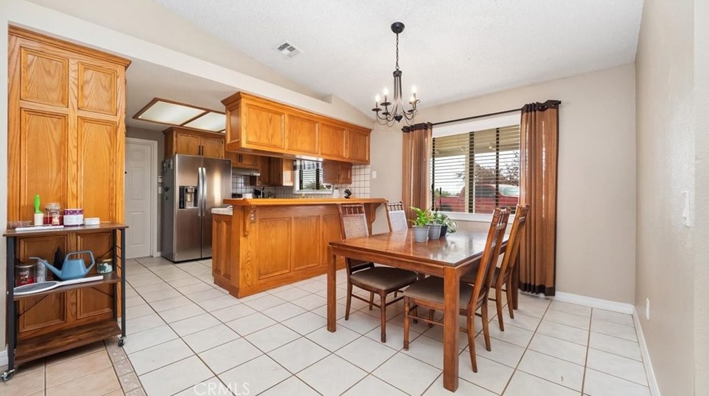 7946 Cottonwood Ave, Hesperia CA  92345-4213 exterior
