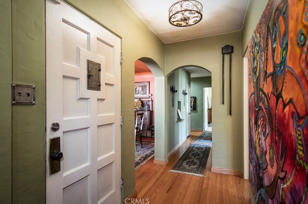 5626 Magnolia Ave, Riverside CA  92506-1823 exterior