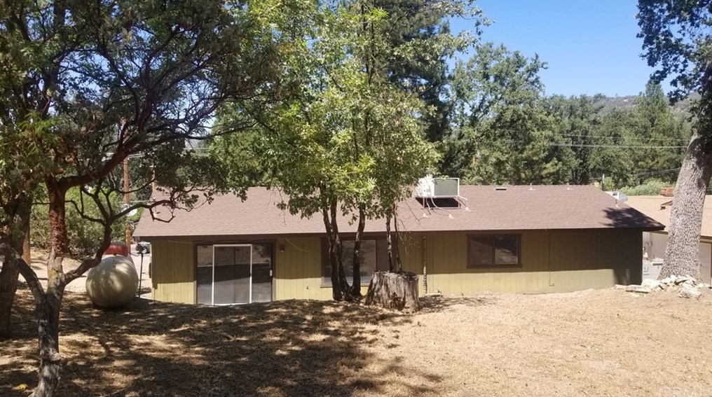 49702 Road 427, Oakhurst CA  93644-9514 exterior