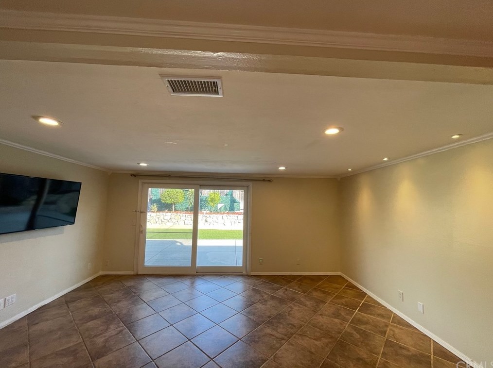 129 Auriga Ave, Lompoc CA 93436-1216 exterior