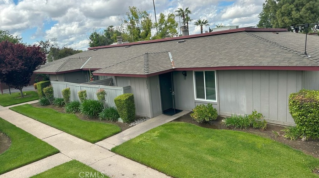 4504 Valentine Ave, Fresno CA  93722-4068 exterior