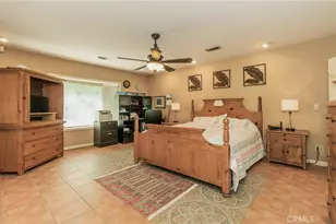 930 S Park Cir Dr, Fresno, CA 93727 - Photo 13