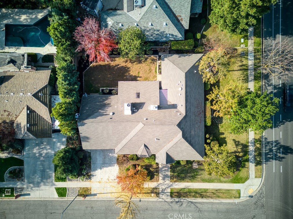 8707 N 4th St, Fresno, CA 93720