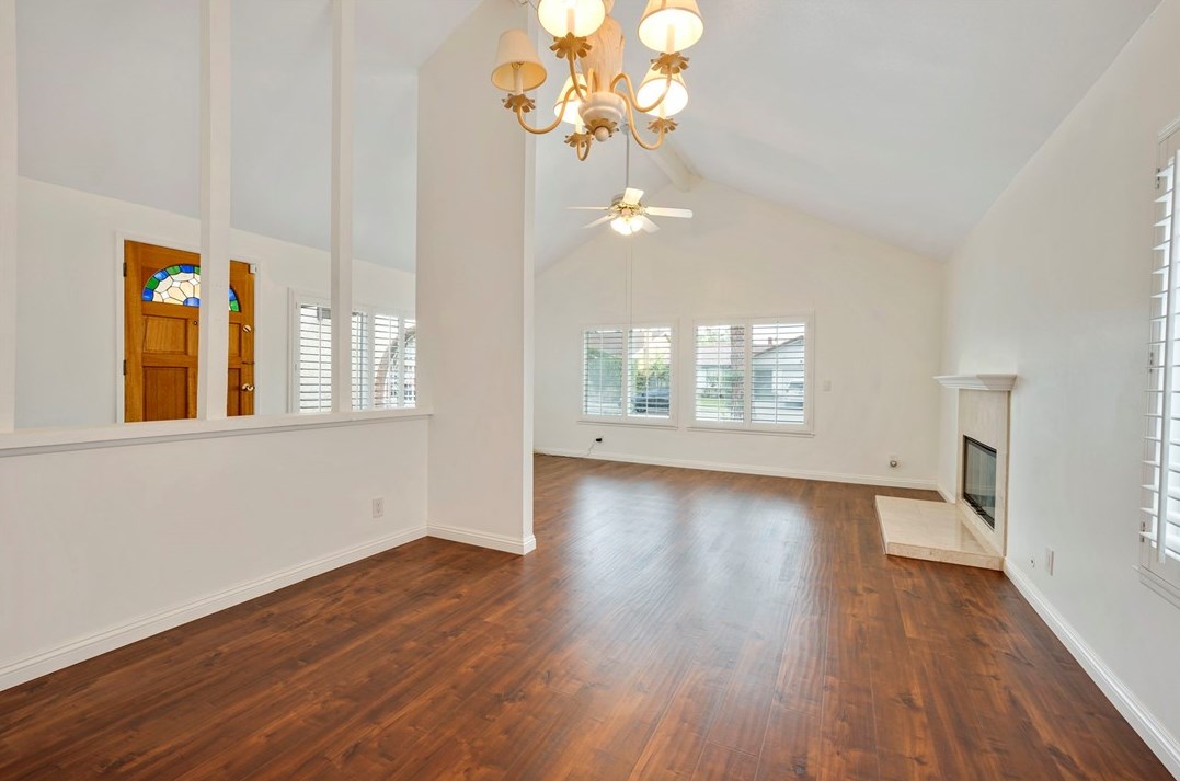 18839 Stefani Ave, Artesia CA  90703-8440 exterior