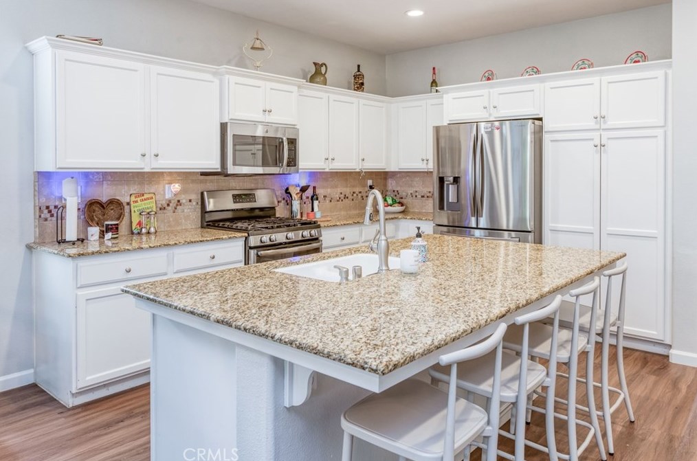 3856 Bellaire Ave, Clovis CA  93619 exterior