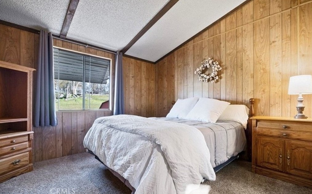 31007 Ruth Hill Rd, Orange Cove CA  93675-9332 exterior