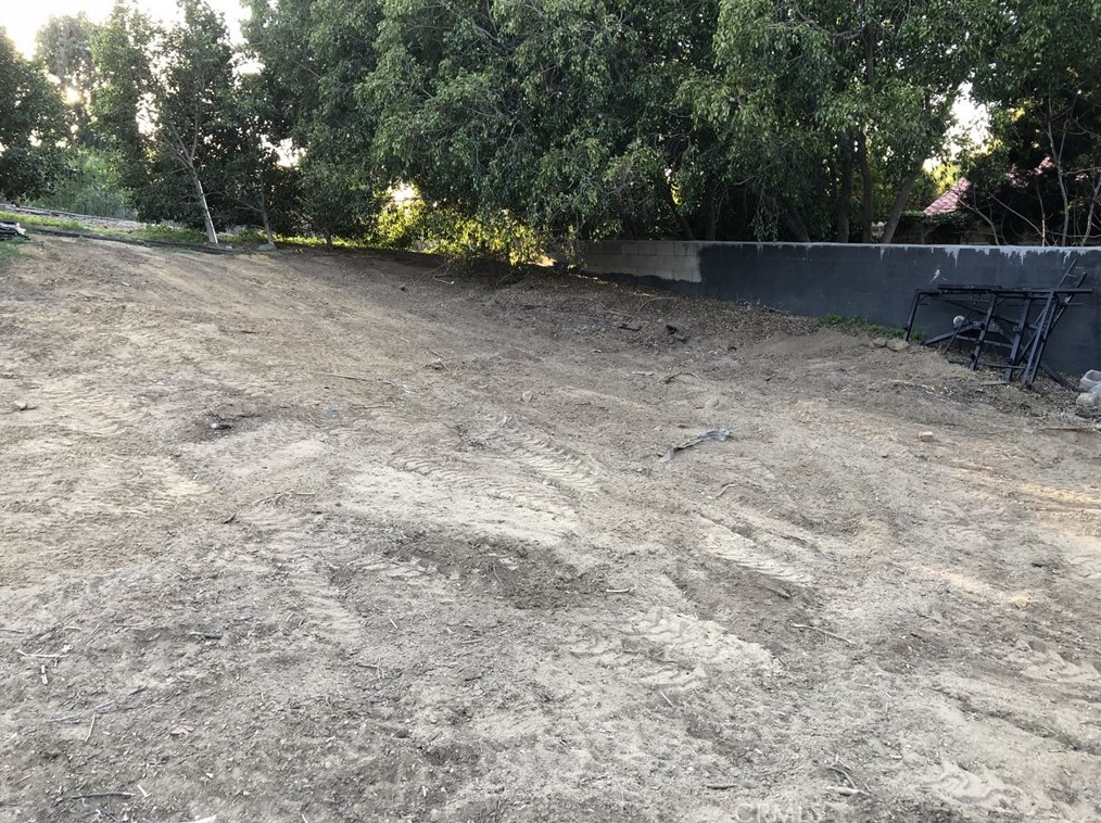 473 Country Hill Rd, Anaheim CA  92808-1353 exterior
