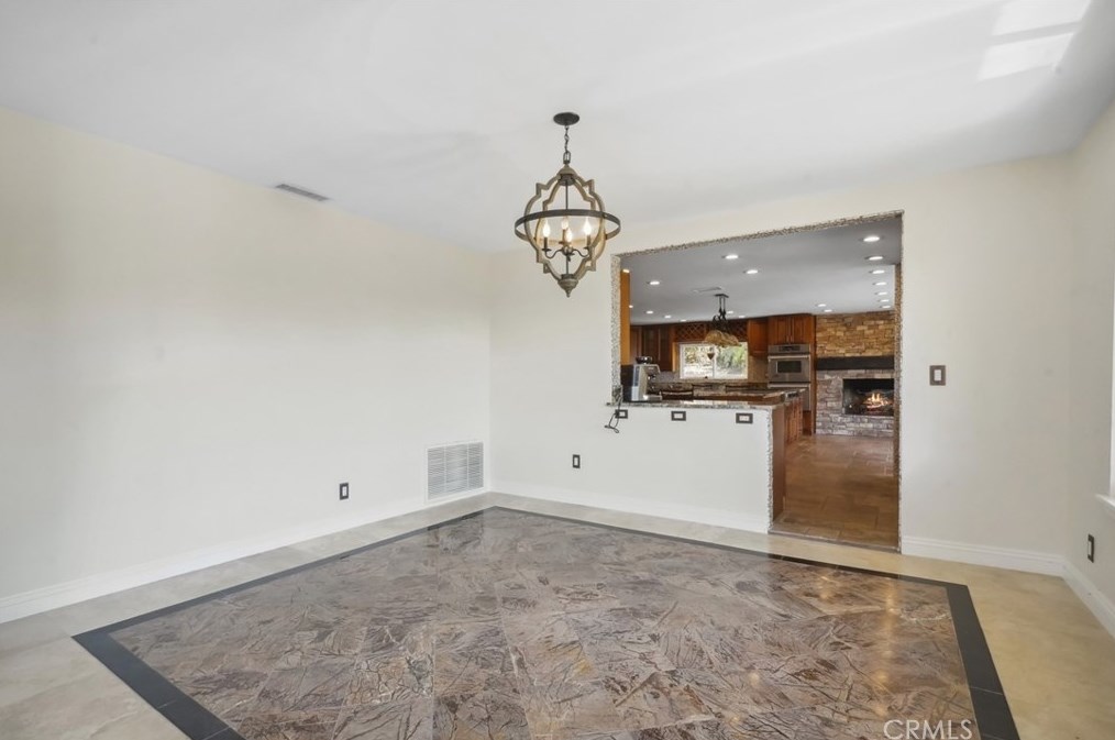 473 Country Hill Rd, Anaheim CA  92808-1353 exterior
