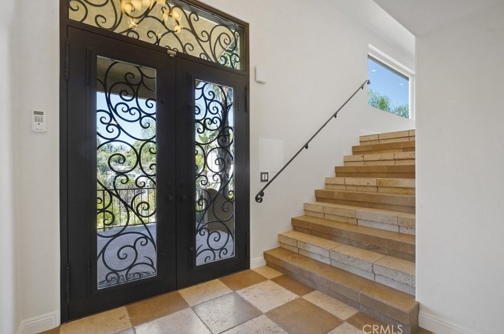473 Country Hill Rd, Anaheim CA  92808-1353 exterior