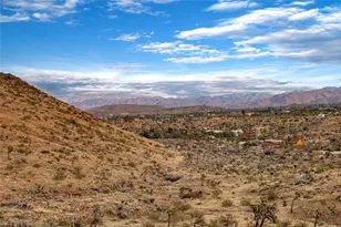 3029 Redding Dr, Yucca Valley, CA 92284 - Photo 1