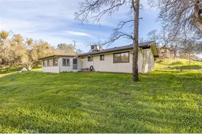 43317 Running Deer Court, Coarsegold, CA 93614 - Photo 13