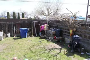 241 Hull Ave, Madera, CA 93638 - Photo 19