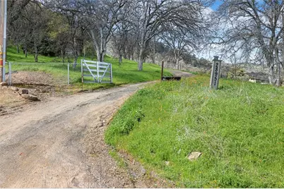 28951 Spring Valley Road, Tollhouse, CA 93667 - Photo 19
