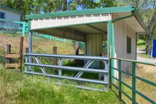 42275 Buckeye Rd, Oakhurst, CA 93644 - Photo 39