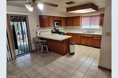 725 18th Place, Delano, CA 93215 - Photo 15