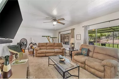 339 N Frankwood Avenue #6, Sanger, CA 93657 - Photo 9