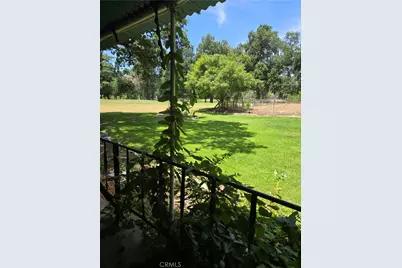 339 N Frankwood Avenue #6, Sanger, CA 93657 - Photo 1