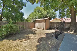 1200 Oxford Way, Hanford, CA 93230 - Photo 43