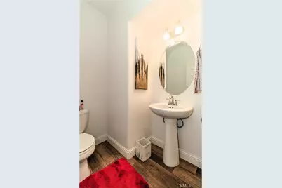 2698 N Arroyo Avenue, Fresno, CA 93727 - Photo 23