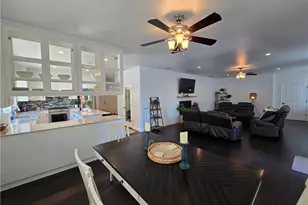 39567 E Idylwild, Bass Lake, CA 93604 - Photo 17