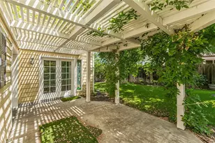 1094 E Monticello Cir, Fresno, CA 93720 - Photo 45