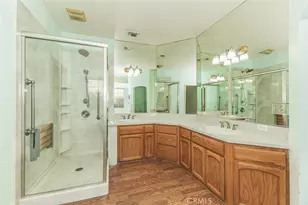 1094 E Monticello Cir, Fresno, CA 93720 - Photo 21