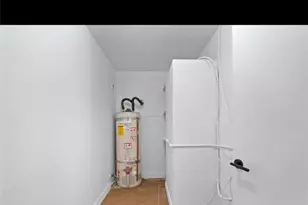 3448 Ardsley Pl, Encino, CA 91436 - Photo 13