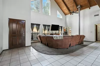 30449 Corral Drive, Coarsegold, CA 93614 - Photo 5