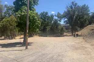 41045 Hwy 41, Oakhurst, CA 93644 - Photo 3