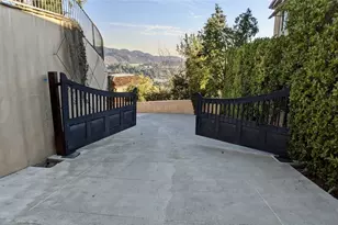 4430 Rosebank Dr, La Canada Flintridge, CA 91011 - Photo 31