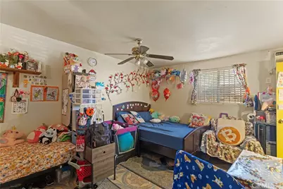 544 Keenan Avenue, Los Angeles, CA 90022 - Photo 11