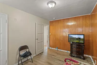 544 Keenan Avenue, Los Angeles, CA 90022 - Photo 5