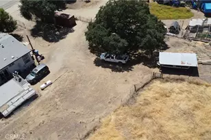 37180 Mistletoe Rd, Squaw Valley, CA 93675 - Photo 23