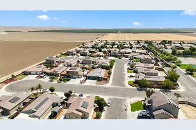 2082 Posa Chanet Boulevard, Coalinga, CA 93210 - Photo 29