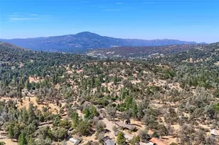 42912 Country Club Dr, Oakhurst, CA 93644 - Photo 47