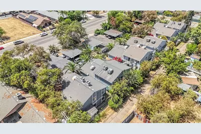 1624 B Street, Fresno, CA 93706 - Photo 11