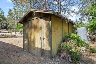 39775 Pine Ridge Road, Oakhurst, CA 93644 - Photo 35