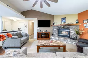 7214 Lupine Dr, Sanger, CA 93657 - Photo 7