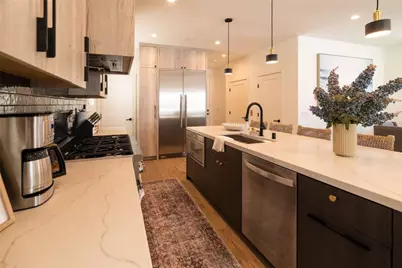 315 E Bay Avenue, Newport Beach, CA 92661 - Photo 41