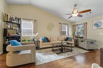 1411 Bella Oaks, Hanford, CA 93230 - Photo 9