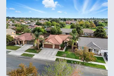 1411 Bella Oaks, Hanford, CA 93230 - Photo 7