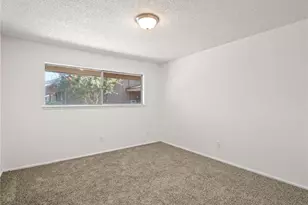 3725 N Fruit Ave, Fresno, CA 93705 - Photo 21